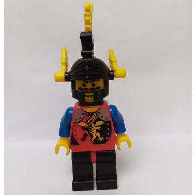Knight (Dragon Knights) - Black Legs, Yellow Plumes, Plastic Cape