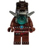 Crug with Flat Silver Shoulder Armor
