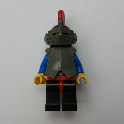 Knight (Breastplate on Red) - Black Legs, Red Plume