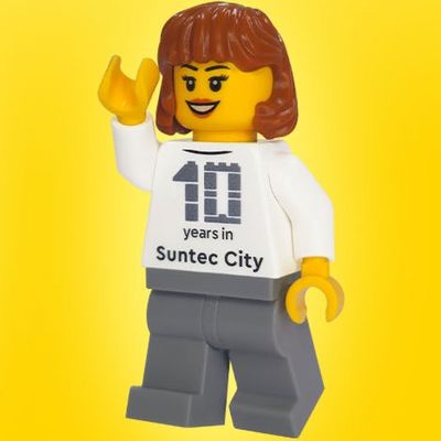 Celebrating 10 Years at Suntec City - Female Minifigure
